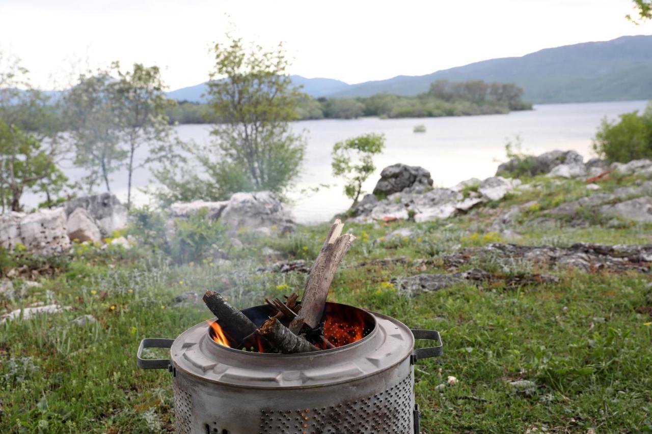 Lake House 'Vilin Konak' Nikšić エクステリア 写真